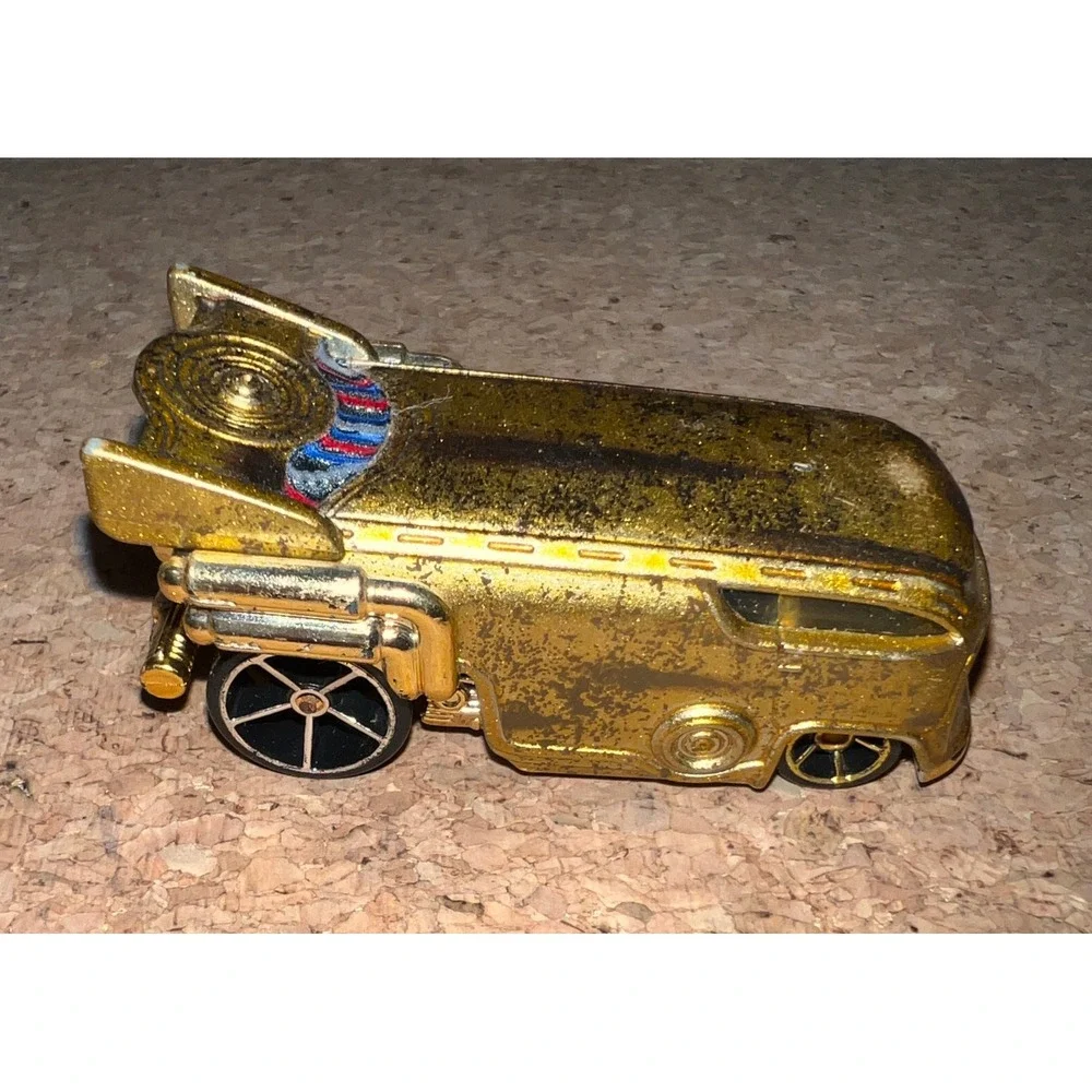 Hot Wheels Star Wars C-3PO Character‎ Car Kids 1:64 Gold Good Die-Cast CGM45